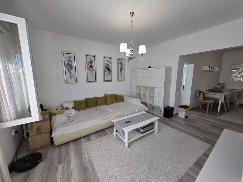 Universitate, 10 minute metrou, pe Armeneasca, renovat complet, centrala,