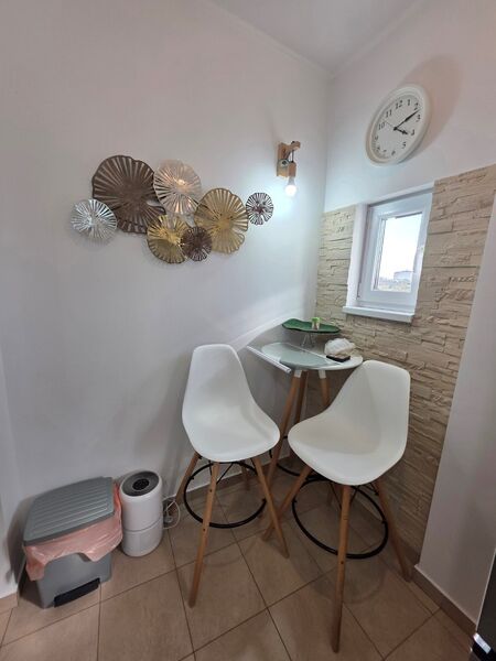 Universitate, 10 minute metrou, pe Armeneasca, renovat complet, centrala,