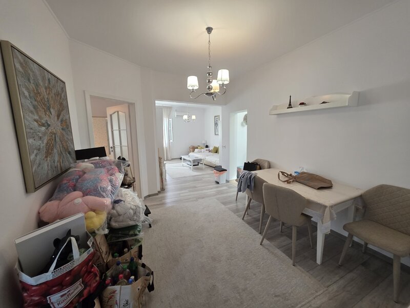 Universitate, 10 minute metrou, pe Armeneasca, renovat complet, centrala,