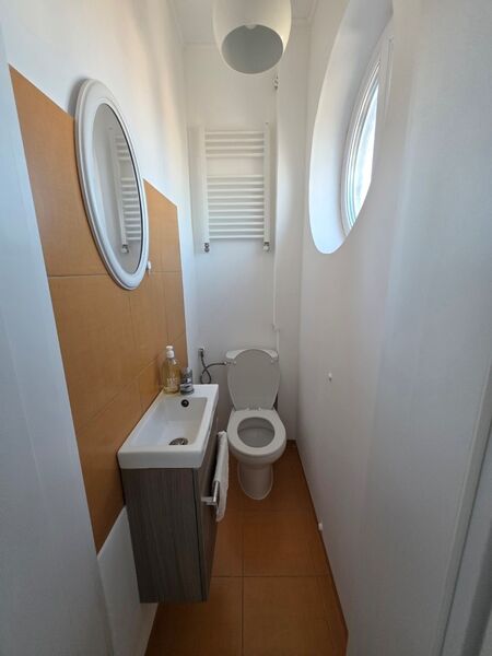 Universitate, 10 minute metrou, pe Armeneasca, renovat complet, centrala,
